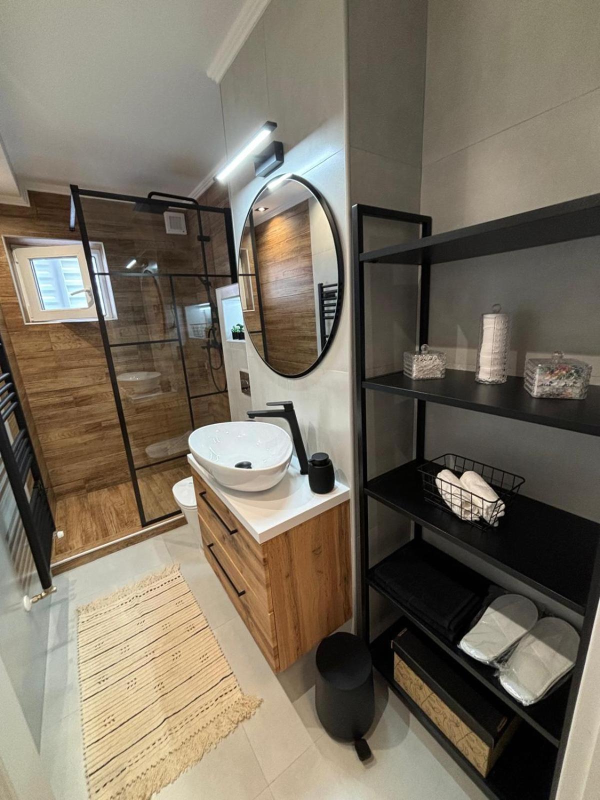 Rorada Apartament Fagaras Bagian luar foto