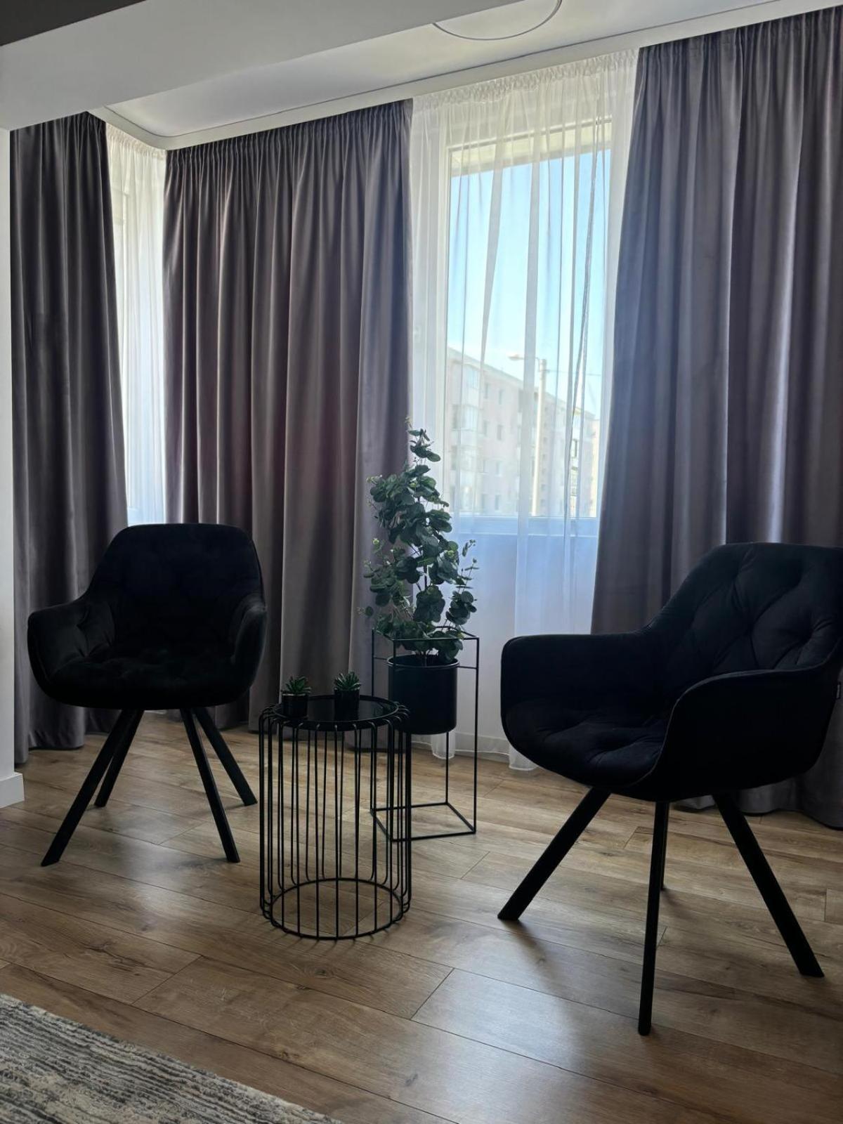 Rorada Apartament Fagaras Bagian luar foto