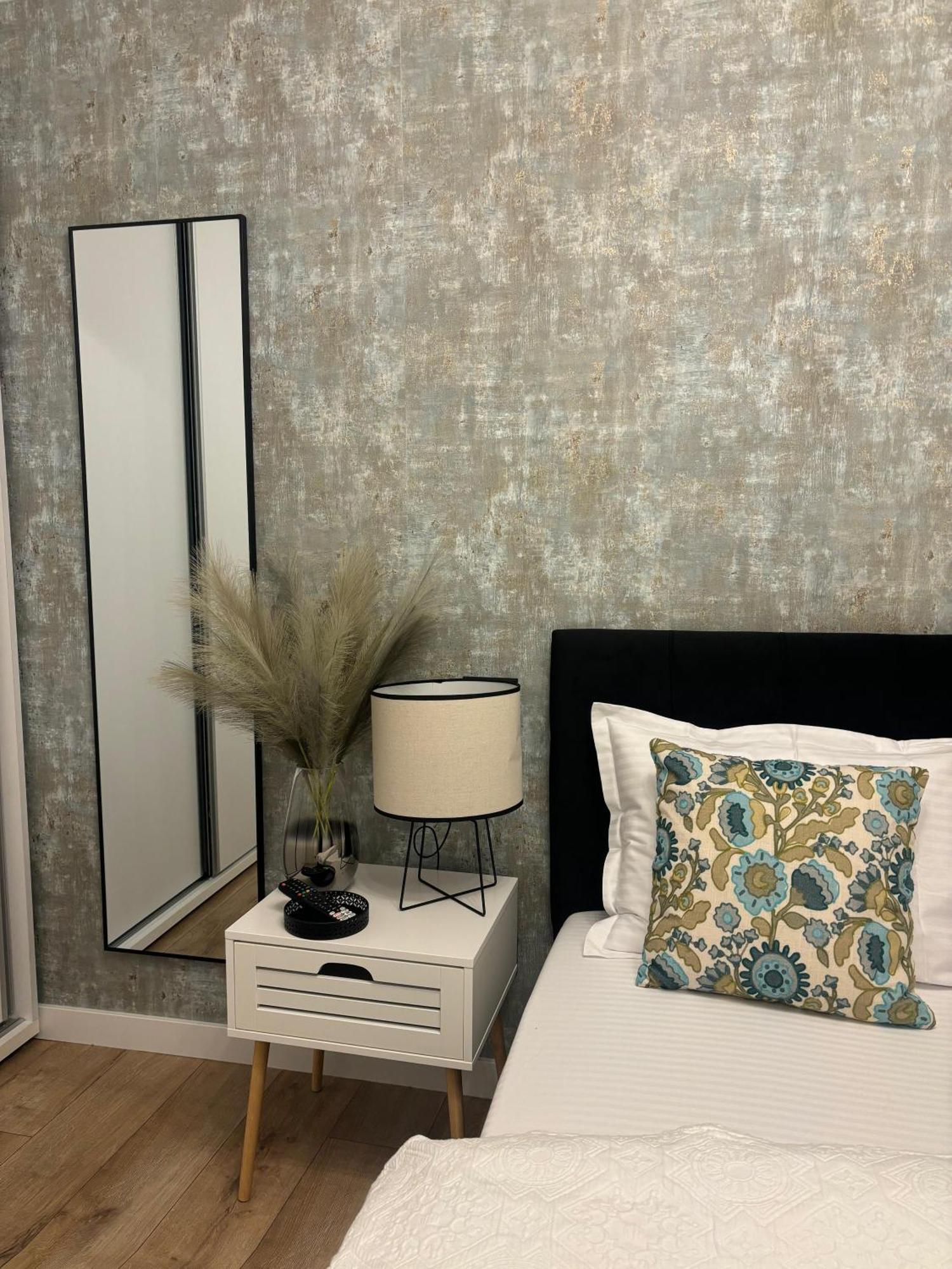 Rorada Apartament Fagaras Bagian luar foto